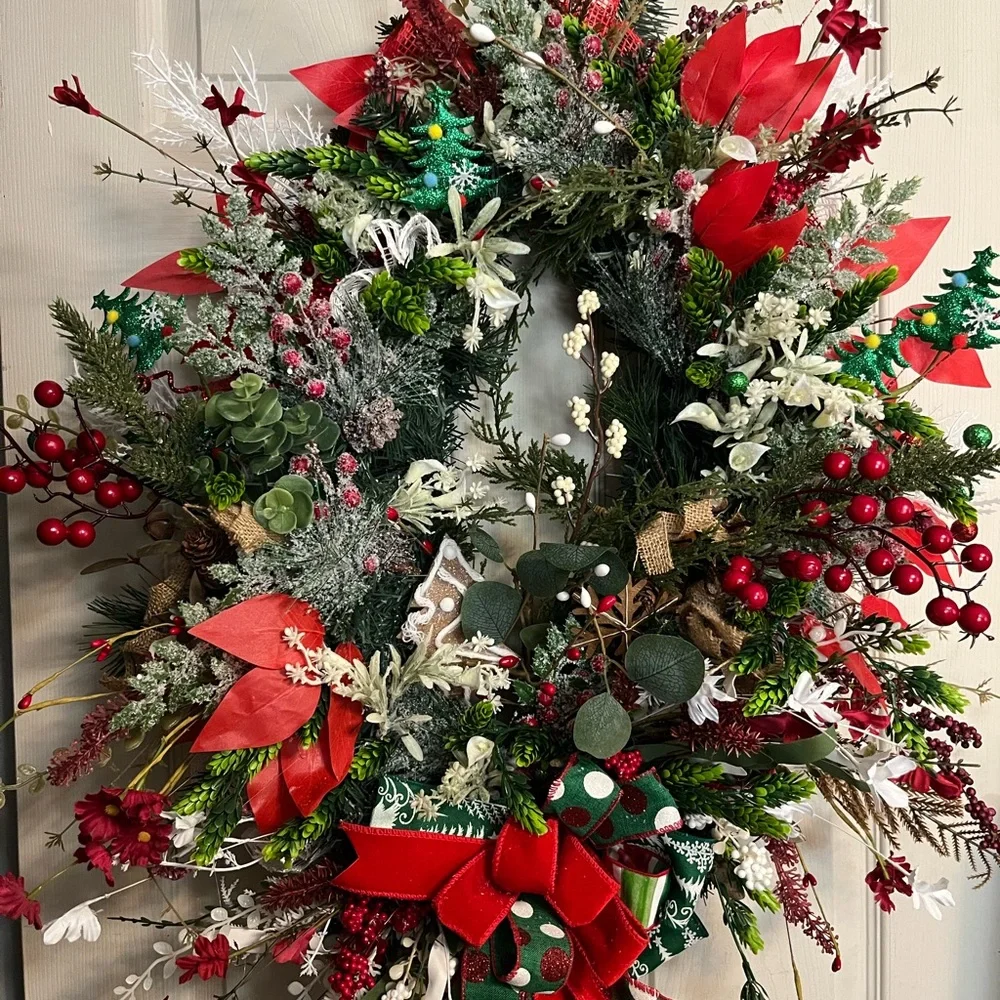 Vibrant Holiday Wreath with Red and Green Accents